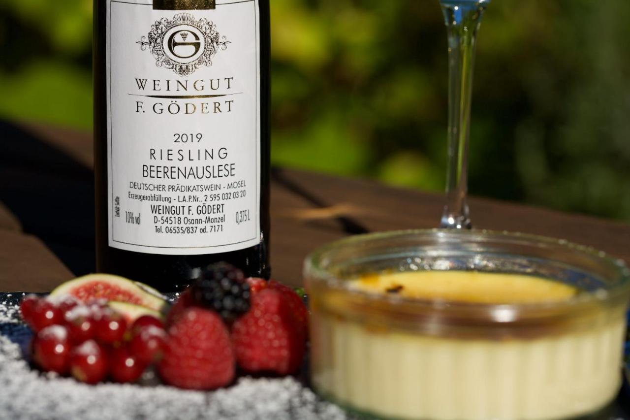 Ferienwohnung Weingut Gödert Osann-Monzel Exterior foto
